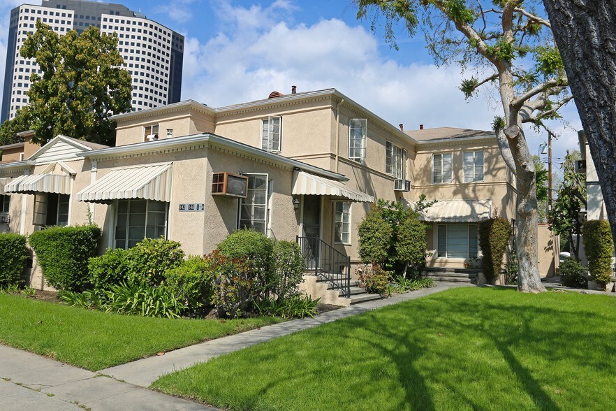 140 N Pass Ave, Burbank, CA à vendre - Photo de l’immeuble – Image 3 sur 46