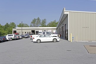Plus de détails pour 4262 S Thompson St, Springdale, AR - Local d'activités à louer