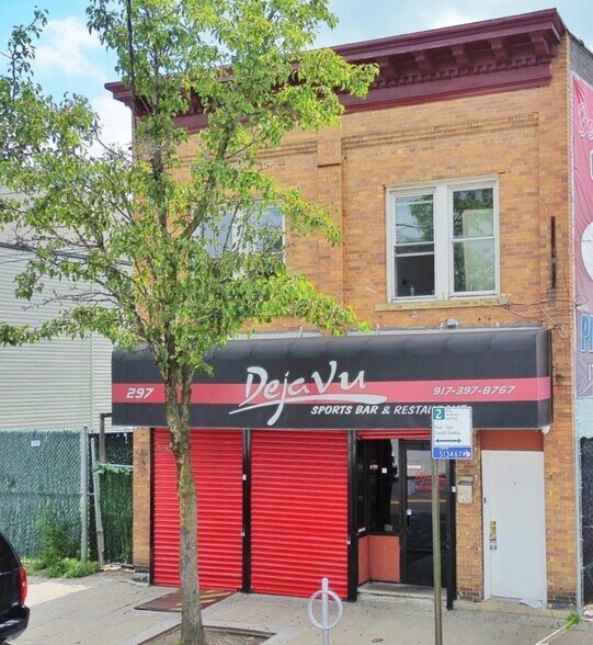 1071 Post Ave, Staten Island, NY à vendre - Photo de l’immeuble – Image 3 sur 7