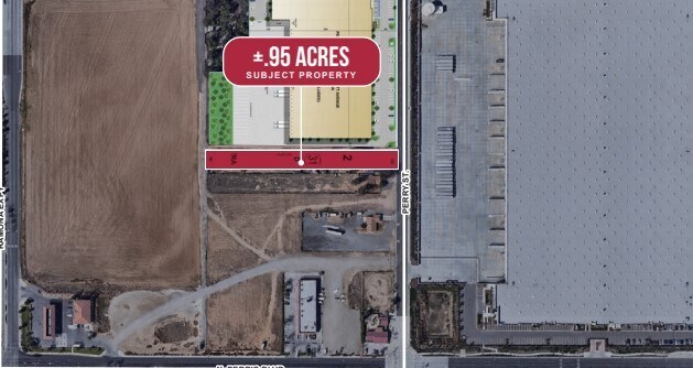 111 W Perry St, Perris, CA à vendre Photo principale– Image 1 sur 2