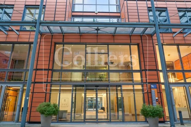 Plus de détails pour 84-94 Quai Charles De Gaulle, Lyon - Bureau à louer