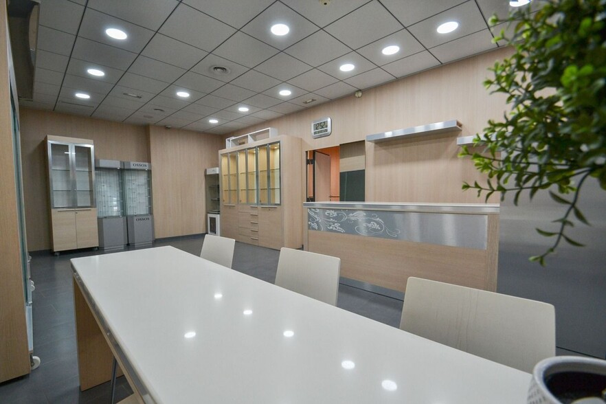 View Photo