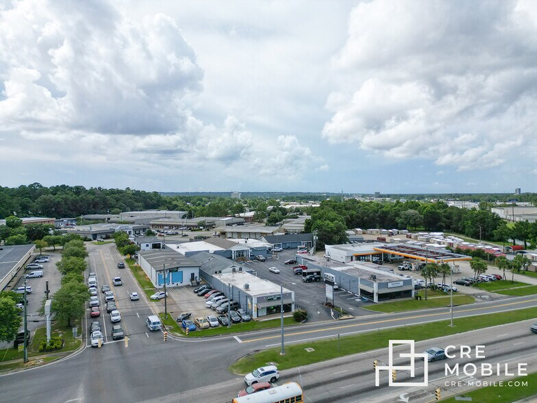 3656 Government Blvd, Mobile, AL à louer - Photo de l’immeuble – Image 3 sur 29