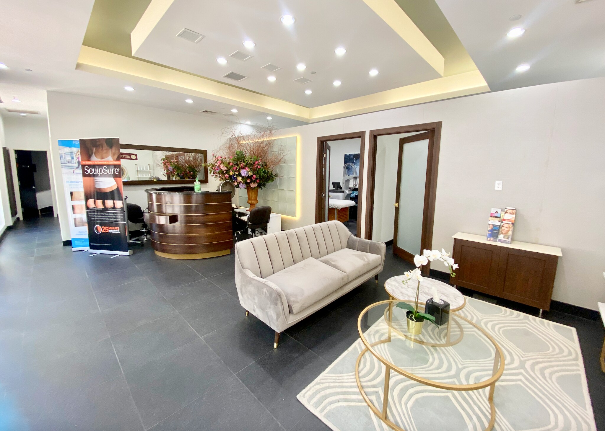 106 River Dr S, Jersey City, NJ à louer Photo principale– Image 1 sur 16