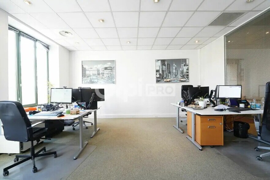 Bureau dans Caluire-et-Cuire à vendre - Photo de l’immeuble – Image 2 sur 12