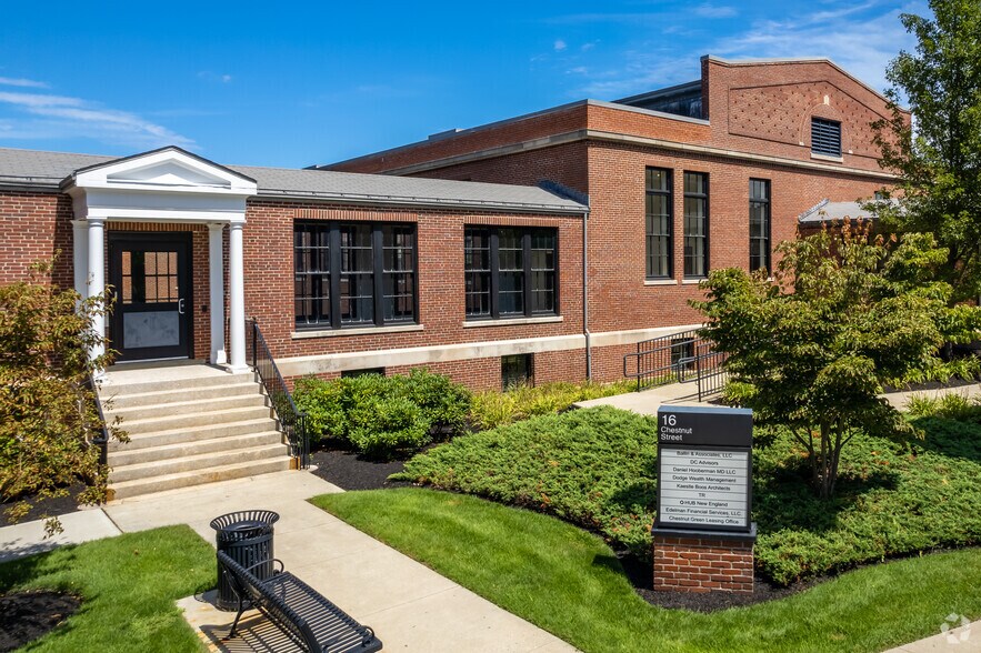 16 Chestnut St, Foxborough, MA à louer - Photo de l’immeuble – Image 3 sur 14