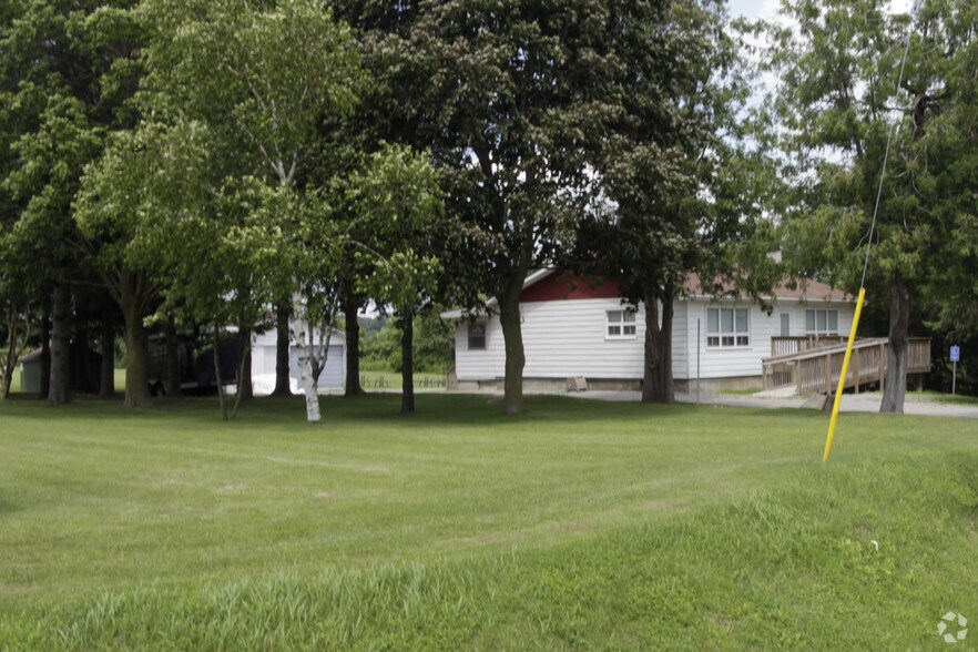 186 Rossland Rd, Ajax, ON à vendre - Photo de l’immeuble – Image 1 sur 2