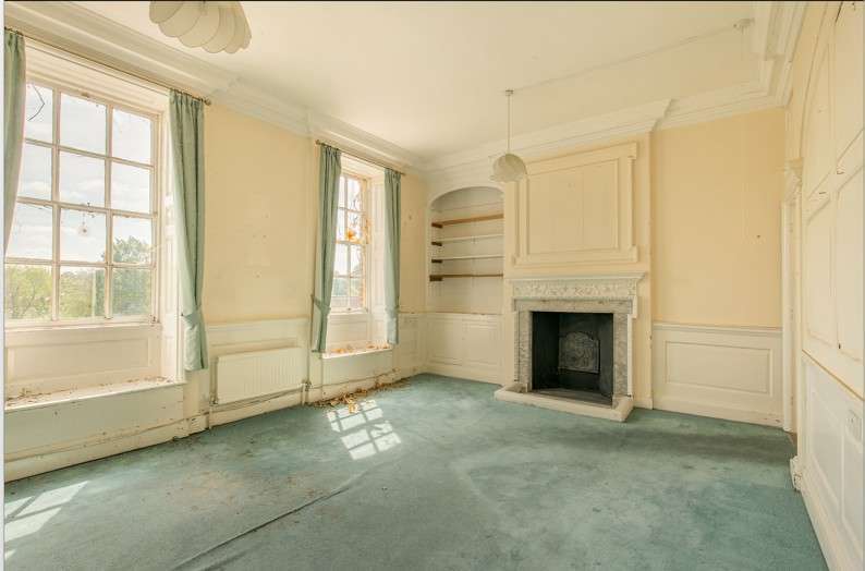 2 Walden Pl, Saffron Walden à vendre Photo de l’immeuble– Image 1 sur 5