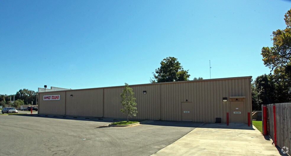 1717 N Pace Blvd, Pensacola, FL à louer - Photo de l’immeuble – Image 2 sur 13