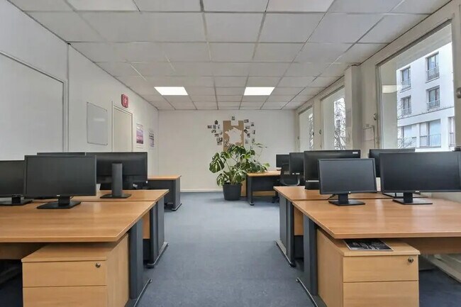 Plus de détails pour 11 Rue Des Cordelières, Paris - Bureau à louer