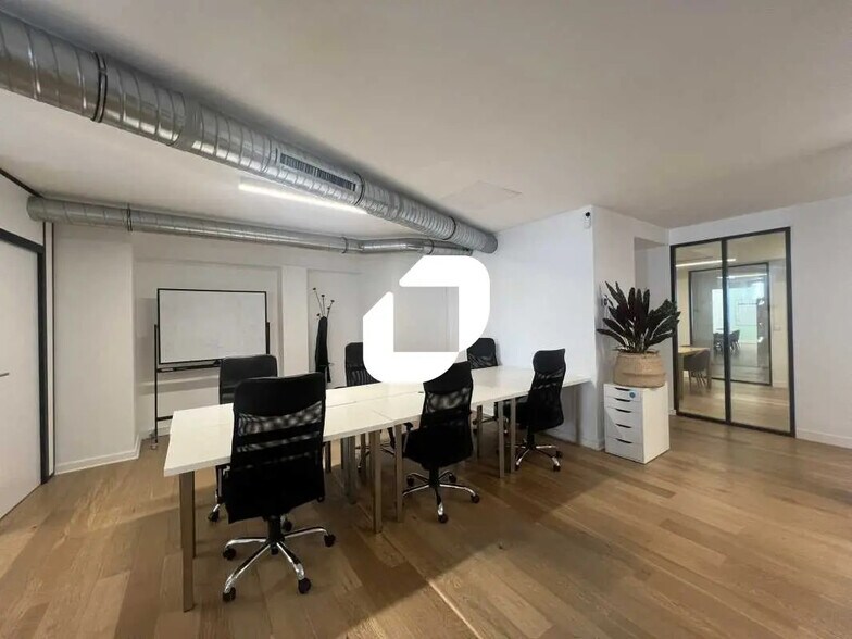 Bureau dans Paris à louer - Photo de l’immeuble – Image 1 sur 6