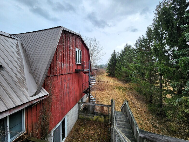 303 Gunderman Rd, Spencer, NY à vendre - Photo de l’immeuble – Image 3 sur 19