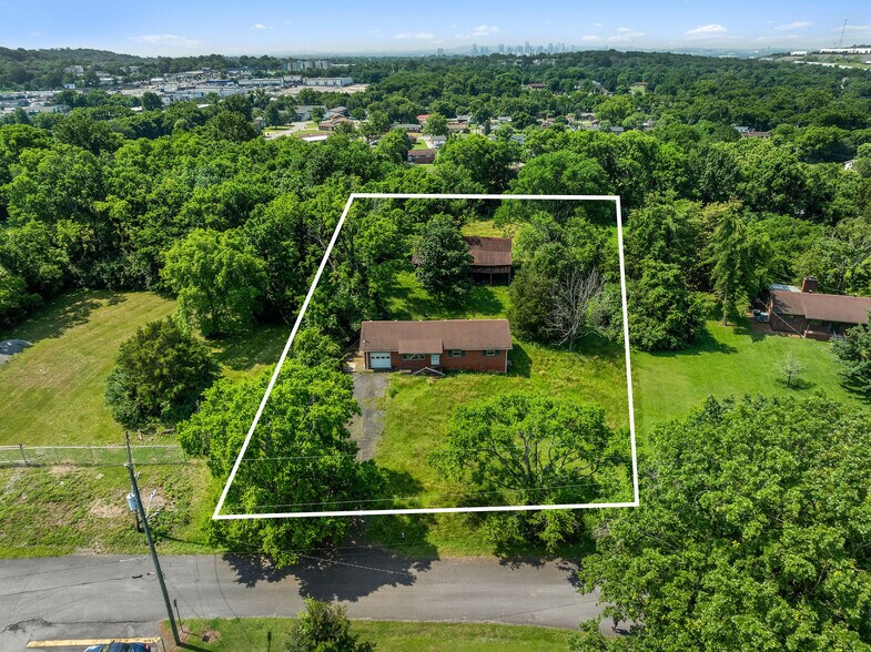 316 Homestead Rd, Nashville, TN à vendre - Photo de l’immeuble – Image 1 sur 25