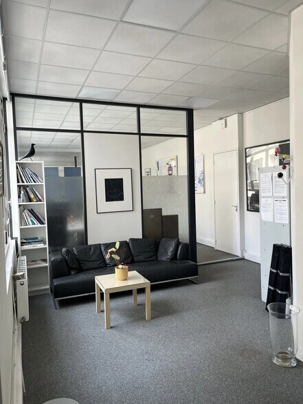 62 Rue Mazarine, Paris à louer - Photo de l’immeuble – Image 2 sur 7