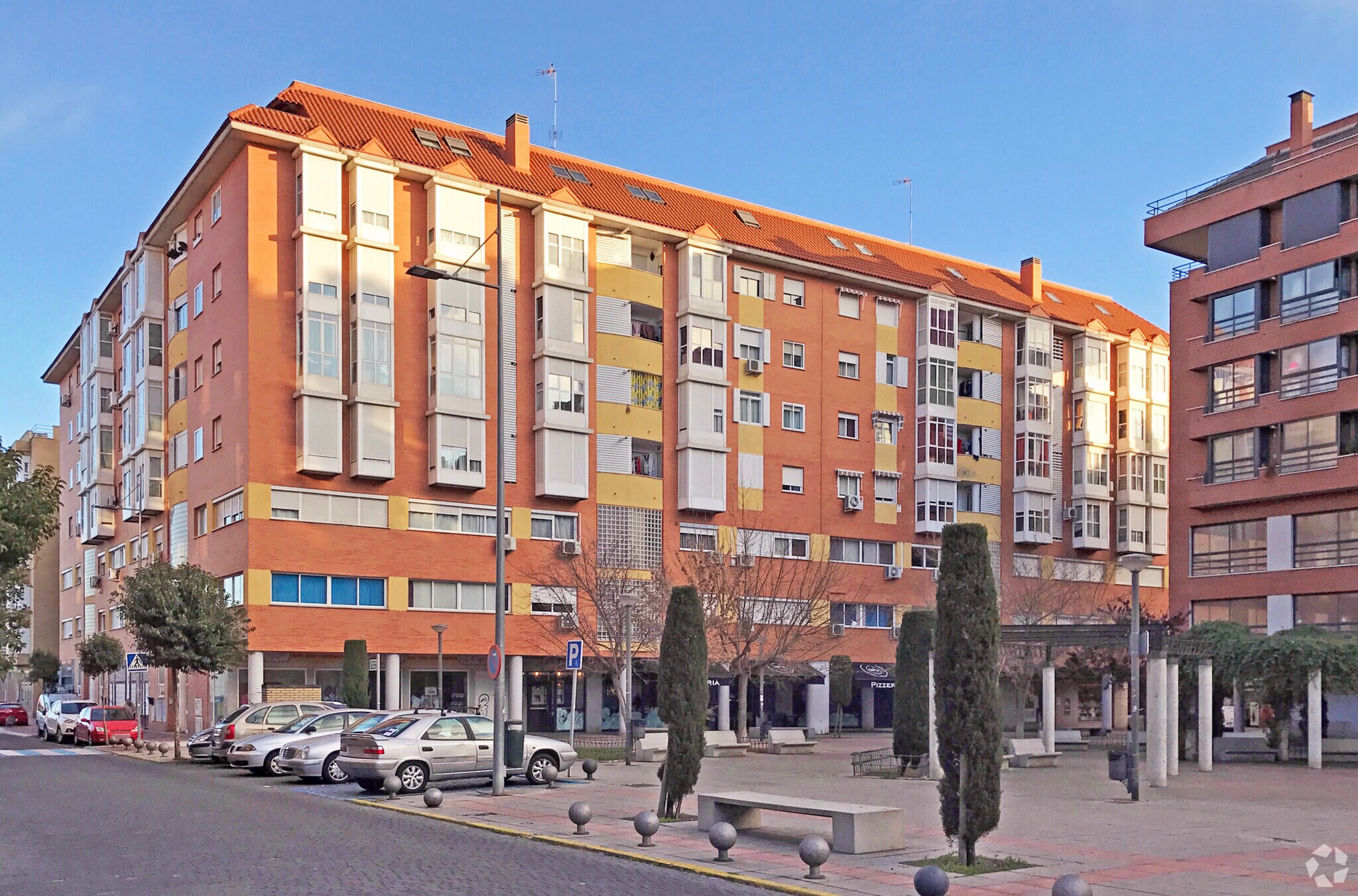 Immeuble residentiel dans Parla, Madrid à vendre Photo de l’immeuble– Image 1 sur 2