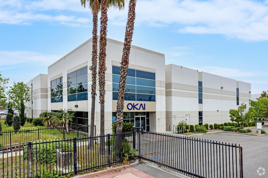 1458 E Mission Blvd, Pomona, CA à louer - Photo de l’immeuble – Image 1 sur 17