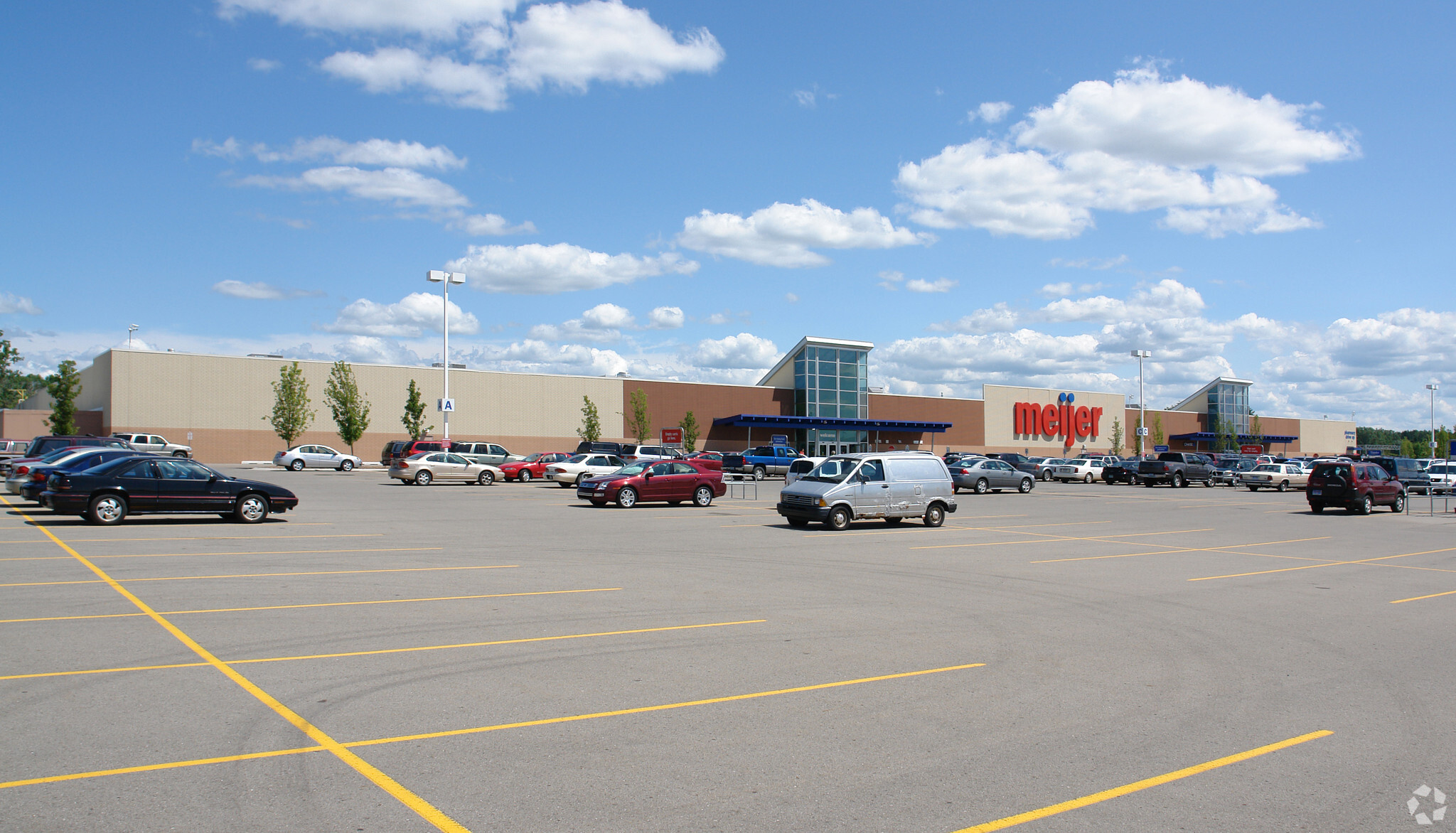 12821 Cross Over Dr, Dewitt, MI à louer Photo principale– Image 1 sur 4