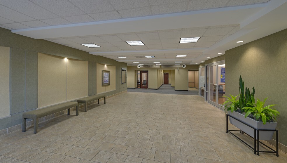 17191 St. Lukes Way, The Woodlands, TX à louer - Hall d’entrée – Image 2 sur 4