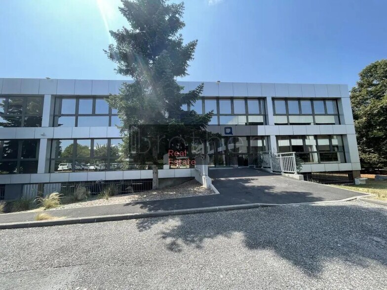 Bureau dans Bordeaux à louer - Photo de l’immeuble – Image 1 sur 5