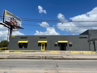 Plus de détails pour 2600 S Flores St, San Antonio, TX - Différents types d’espaces à louer