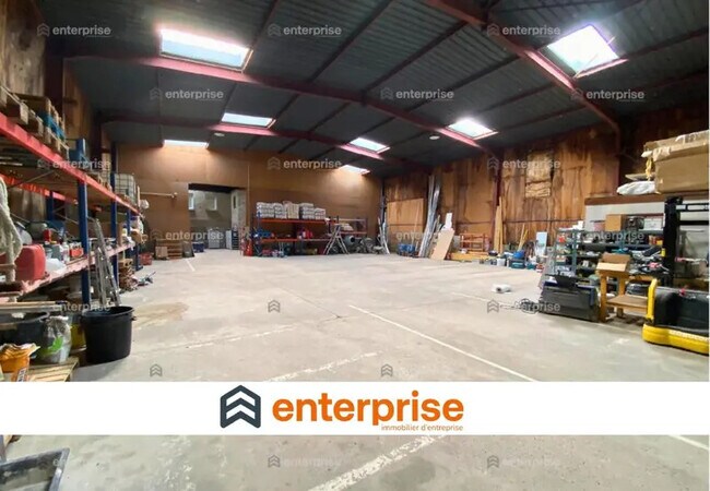 Plus de détails pour Industriel/Logistique à louer