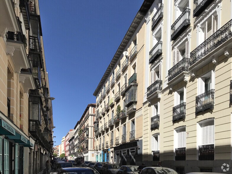 Calle De Santa Teresa, 9, Madrid, Madrid à louer - Photo de l’immeuble – Image 2 sur 2