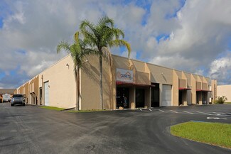 Plus de détails pour 1360-1396 SE Huffman Rd, Port Saint Lucie, FL - Industriel/Logistique à louer