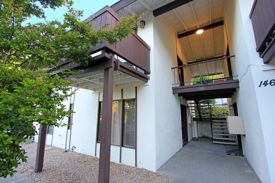 146 Maricopa Ct, Pleasant Hill, CA à vendre - Photo de l’immeuble – Image 3 sur 6