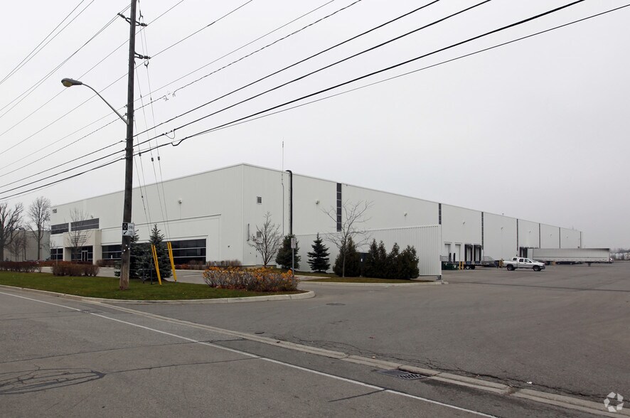 1185 Corporate Dr, Burlington, ON à louer - Photo de l’immeuble – Image 2 sur 2