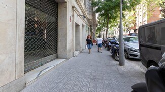 Plus de détails pour Local commercial à louer