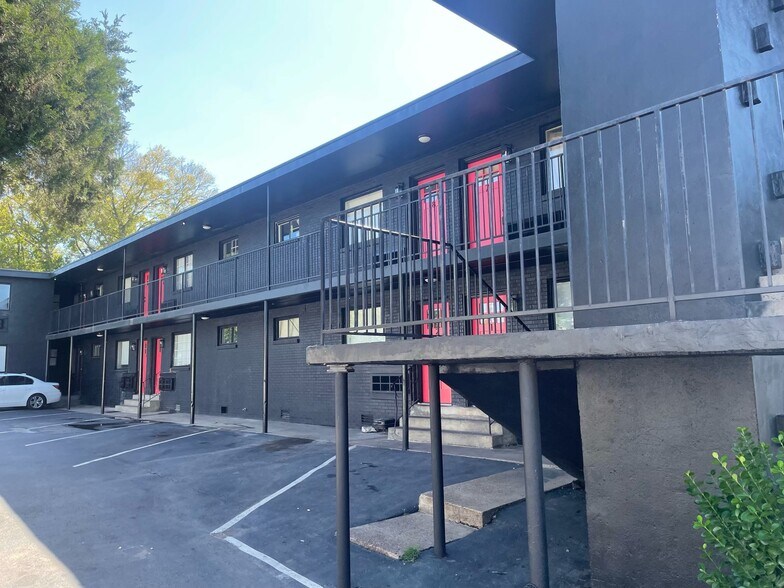 2607 Jefferson St, Nashville, TN à vendre - Photo de l’immeuble – Image 3 sur 18