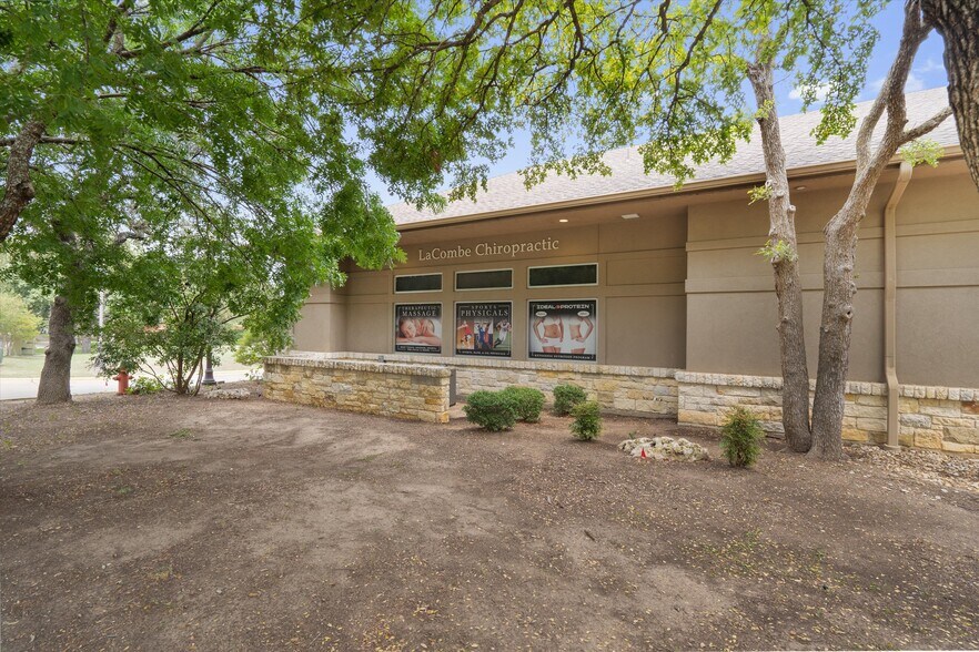 3401 Royal Vista Blvd, Round Rock, TX à louer - Photo de l’immeuble – Image 3 sur 9