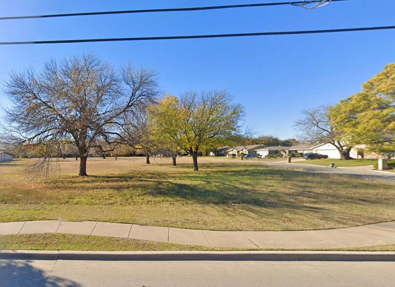 4517 Rufe Snow Dr, Fort Worth, TX à vendre - Photo de l’immeuble – Image 2 sur 5