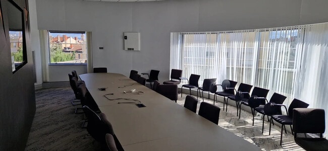 Plus de détails pour Bureau à vendre