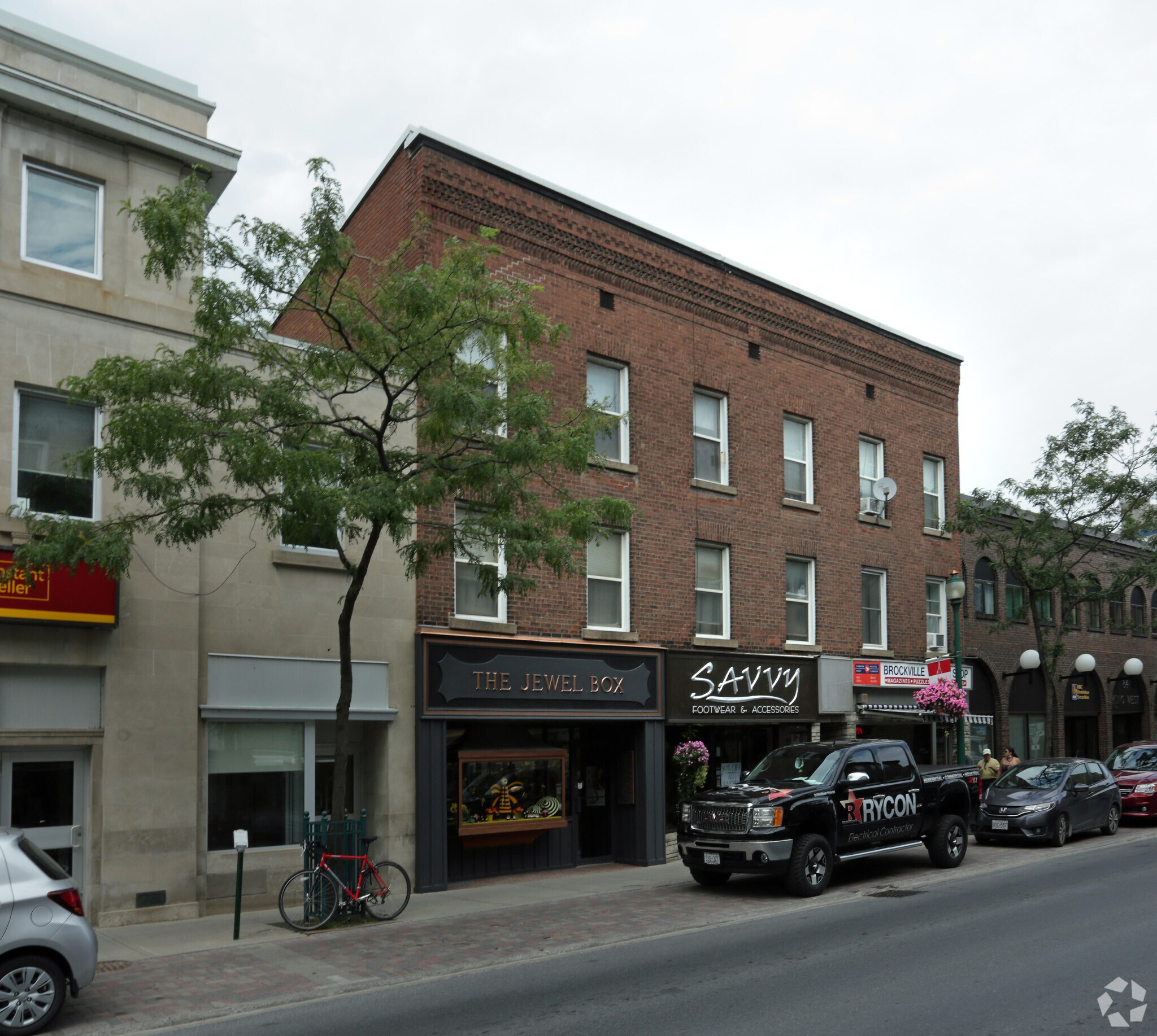 88-94 King St W, Brockville, ON à vendre Photo principale– Image 1 sur 6
