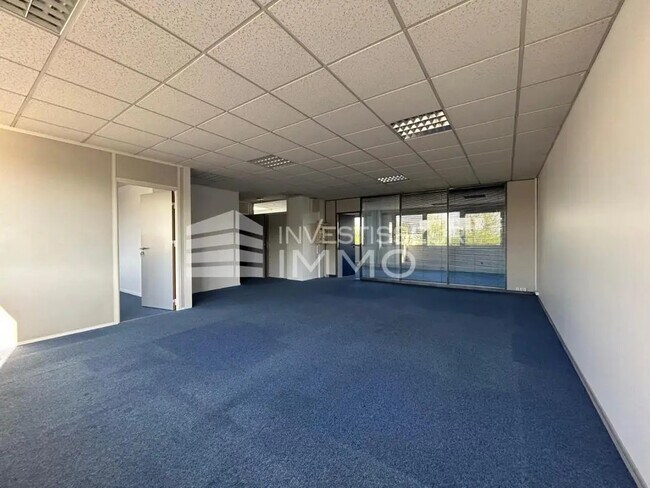 Plus de détails pour Bureau à louer