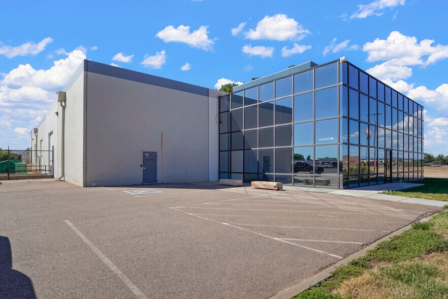 6810 S Jordan Rd, Centennial, CO à louer - Photo de l’immeuble – Image 2 sur 42