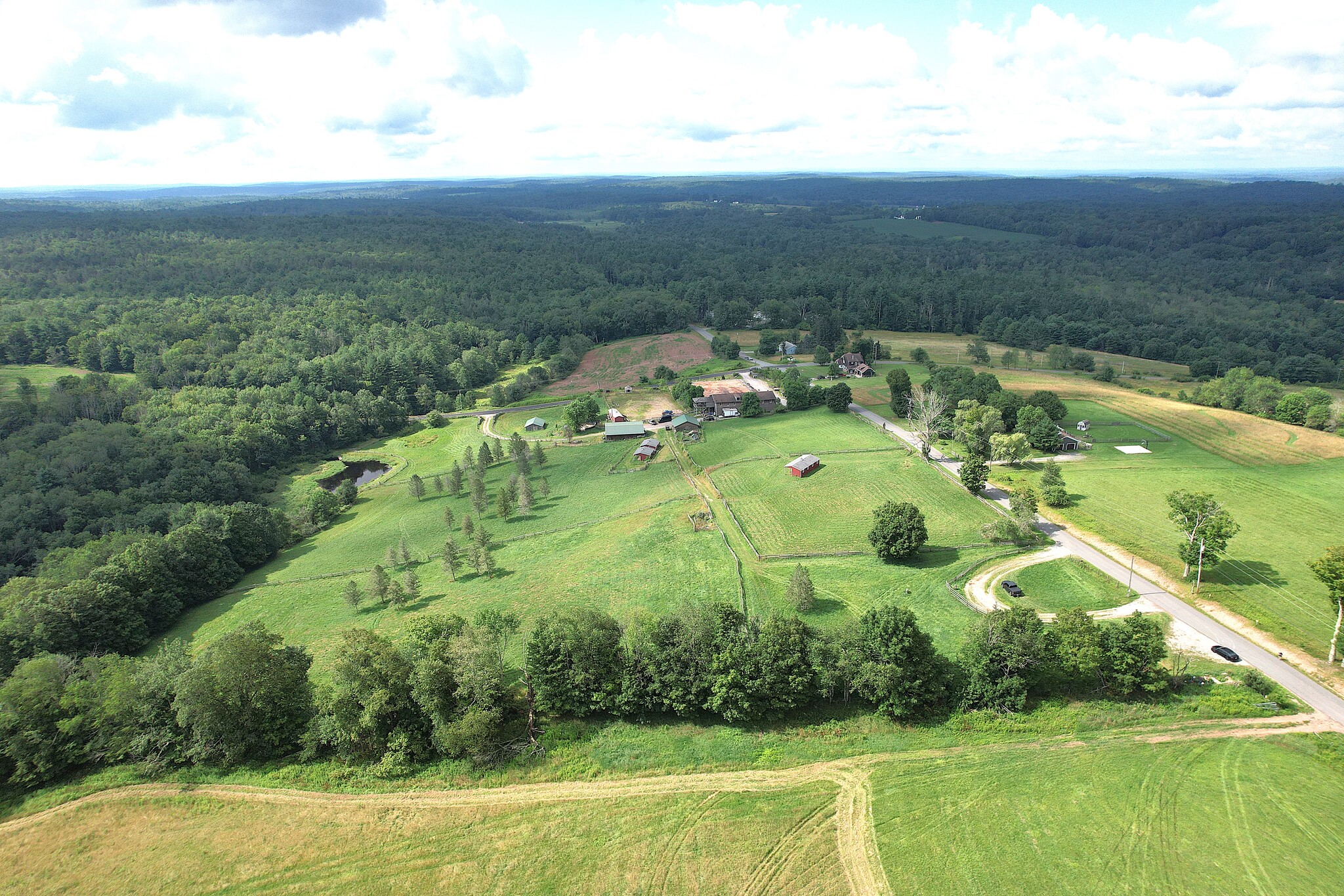 282 Shore Rd, Swan Lake, NY à vendre Aérien– Image 1 sur 53