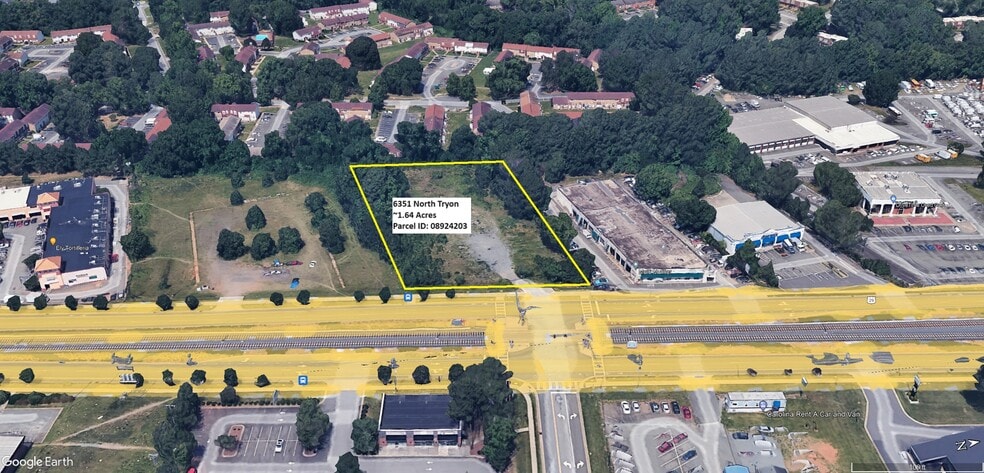 6351 Tryon St, Charlotte, NC à vendre - Aérien – Image 1 sur 2