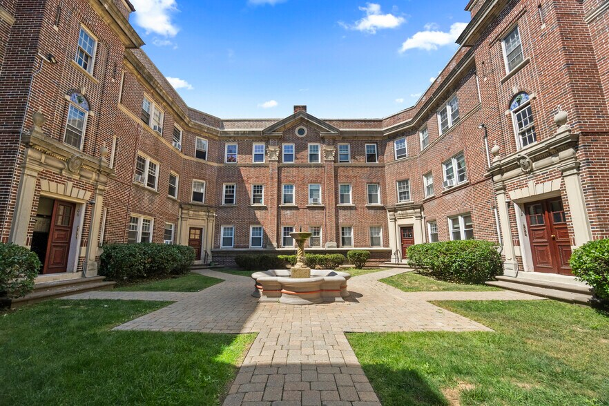 102-116 Dwight St, New Haven, CT à vendre - Photo de l’immeuble – Image 2 sur 13