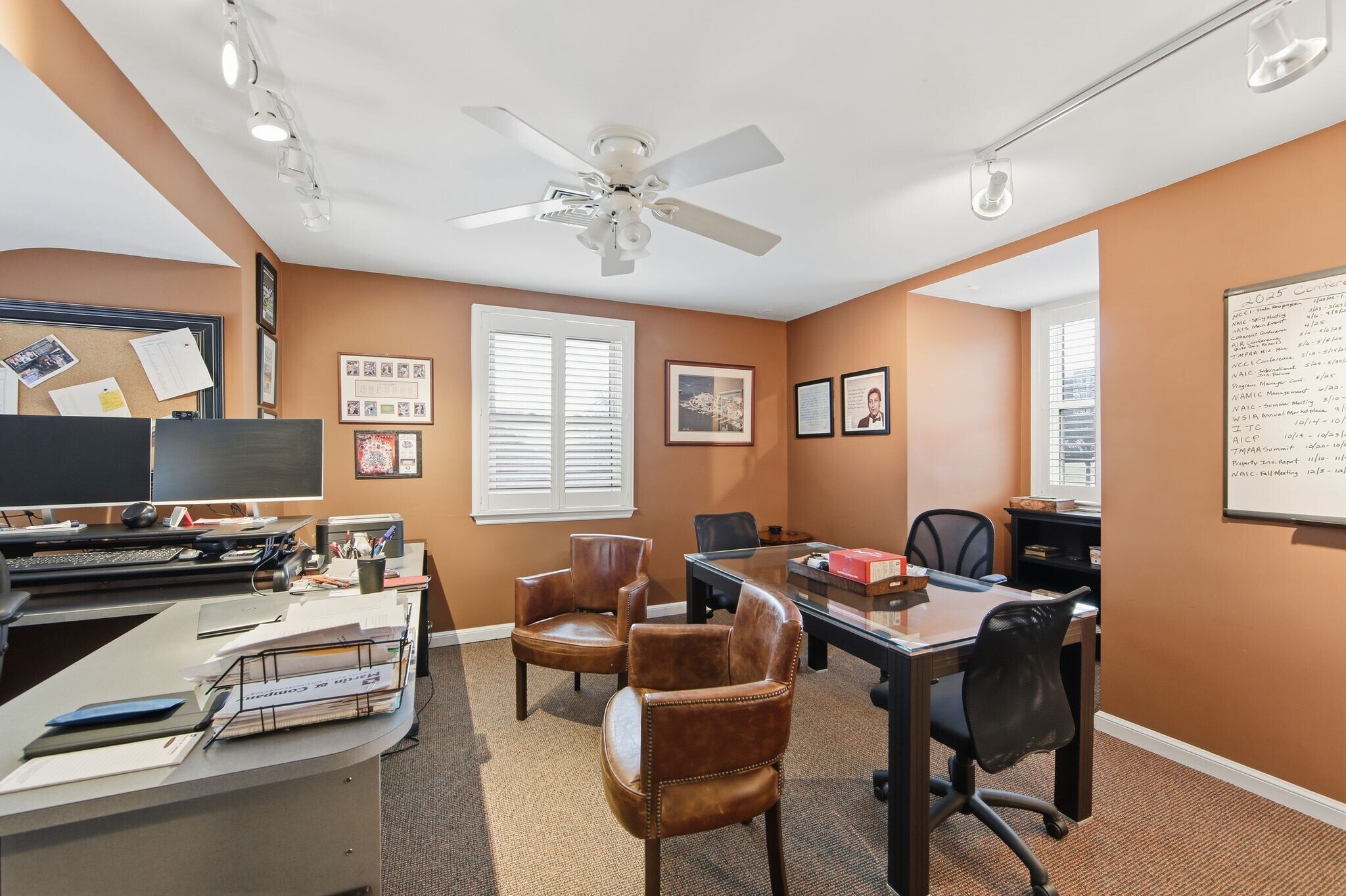 4024 West Chester Pike, Newtown Square, PA à louer Photo de l’immeuble– Image 1 sur 24
