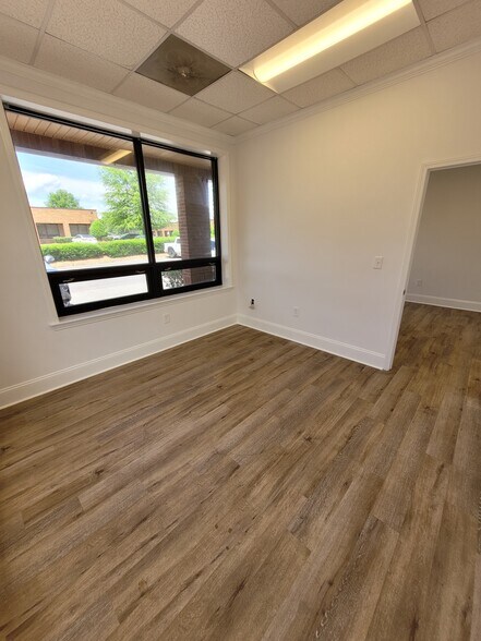 220 Westinghouse Blvd, Charlotte, NC à vendre - Photo intérieure – Image 3 sur 10