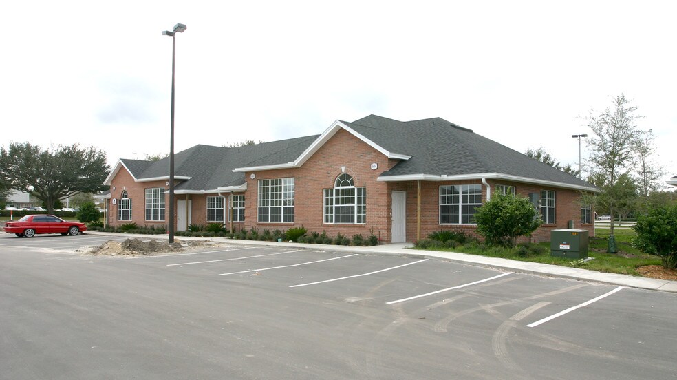 6817 Southpoint Pky, Jacksonville, FL à louer - Photo principale – Image 2 sur 22