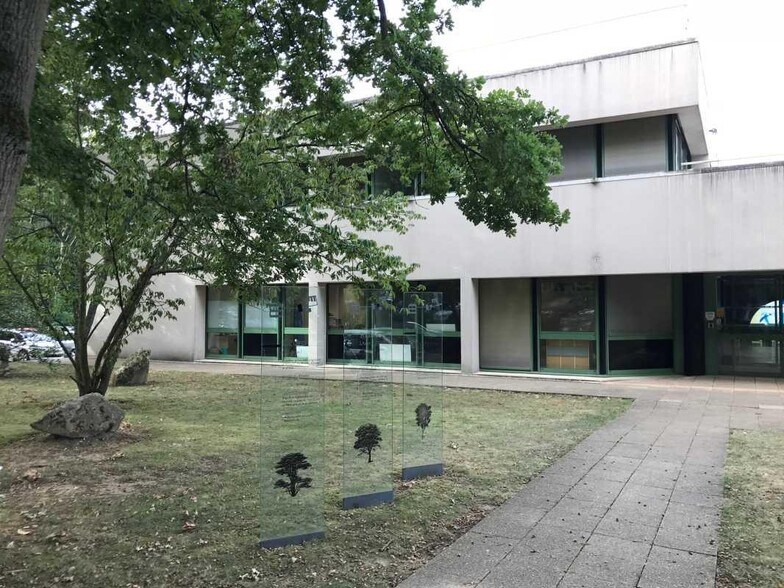 86 Rue De Paris, Orsay à louer - Photo de l’immeuble – Image 1 sur 8