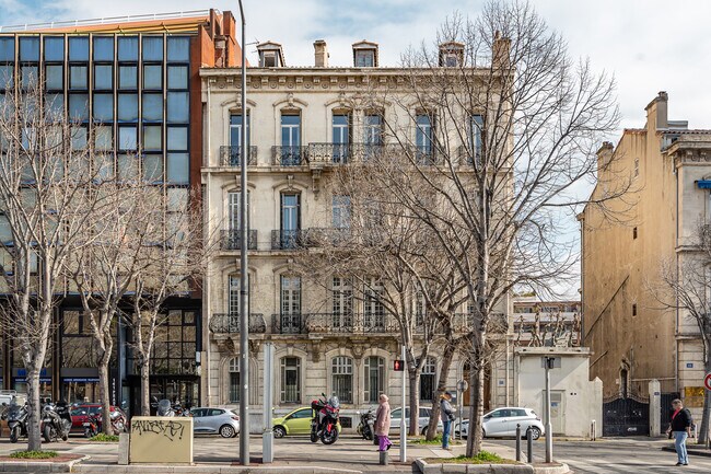 Plus de détails pour 149 Avenue Du Prado, Marseille - Bureau à vendre