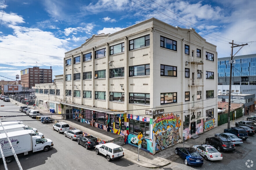 232 SE Oak St, Portland, OR à louer - Photo principale – Image 1 sur 9