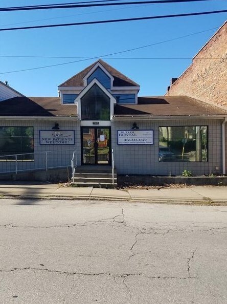 755-757 Chartiers Ave, McKees Rocks, PA à louer Photo principale– Image 1 sur 5