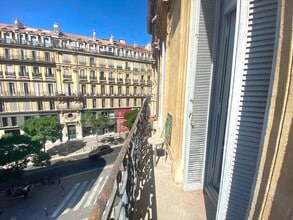 26 Rue De La Republique, Marseille à louer Photo intérieure– Image 1 sur 8