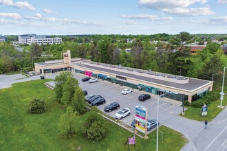 591 March Rd, Ottawa, ON à louer Photo de l’immeuble– Image 1 sur 9