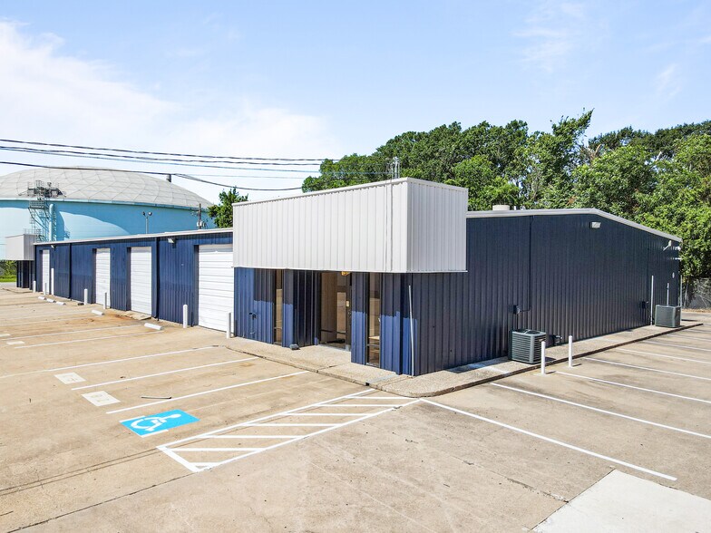 1500 Brittmoore Rd, Houston, TX à louer - Photo de l’immeuble – Image 3 sur 38